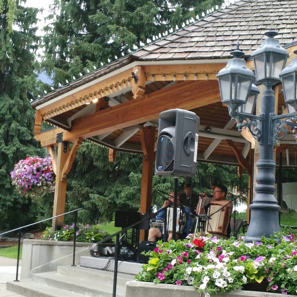 19274896_10154749845134205_2683490429592080445_n